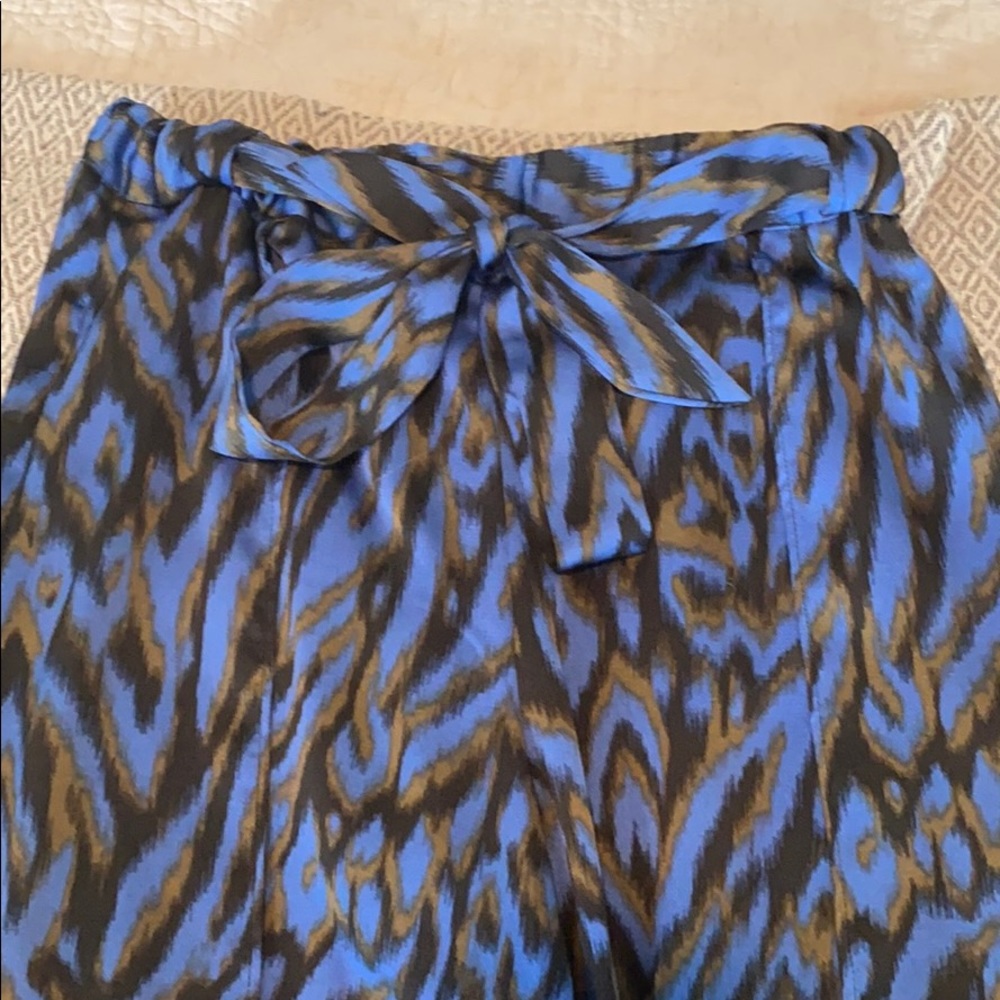 AVA AND AIDEN BLUE ZEBRA PRINT CULOTTES - Picture 4 of 5
